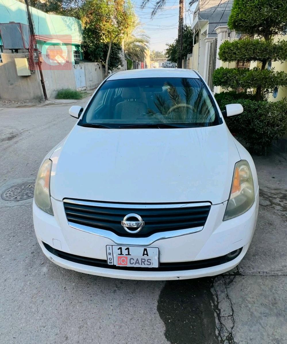 نيسان ألتيما